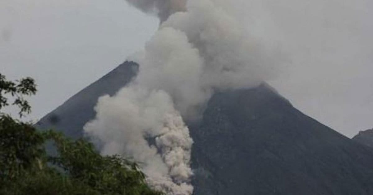 Erupsi Gunung Merapi Meningkat Masyarakat Diminta Tetap Tenang dan Siaga